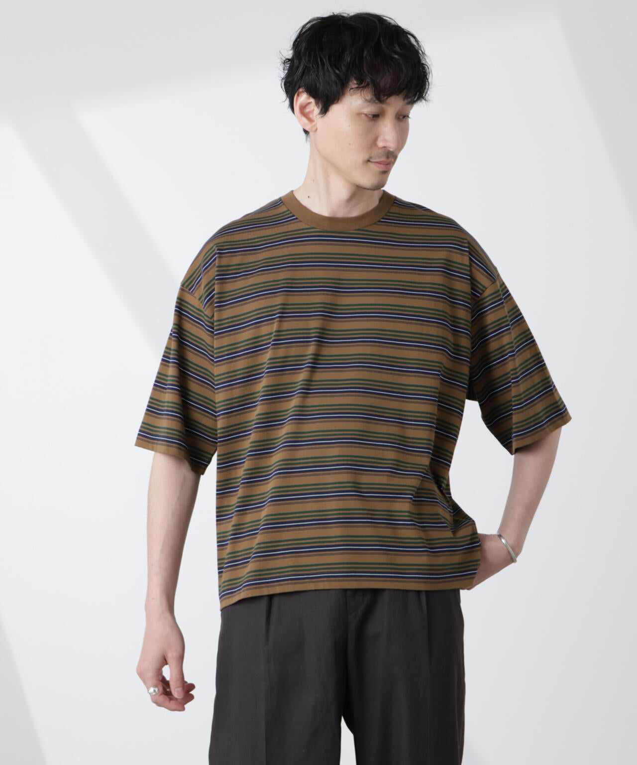 マイクロランダムボーダーTシャツ