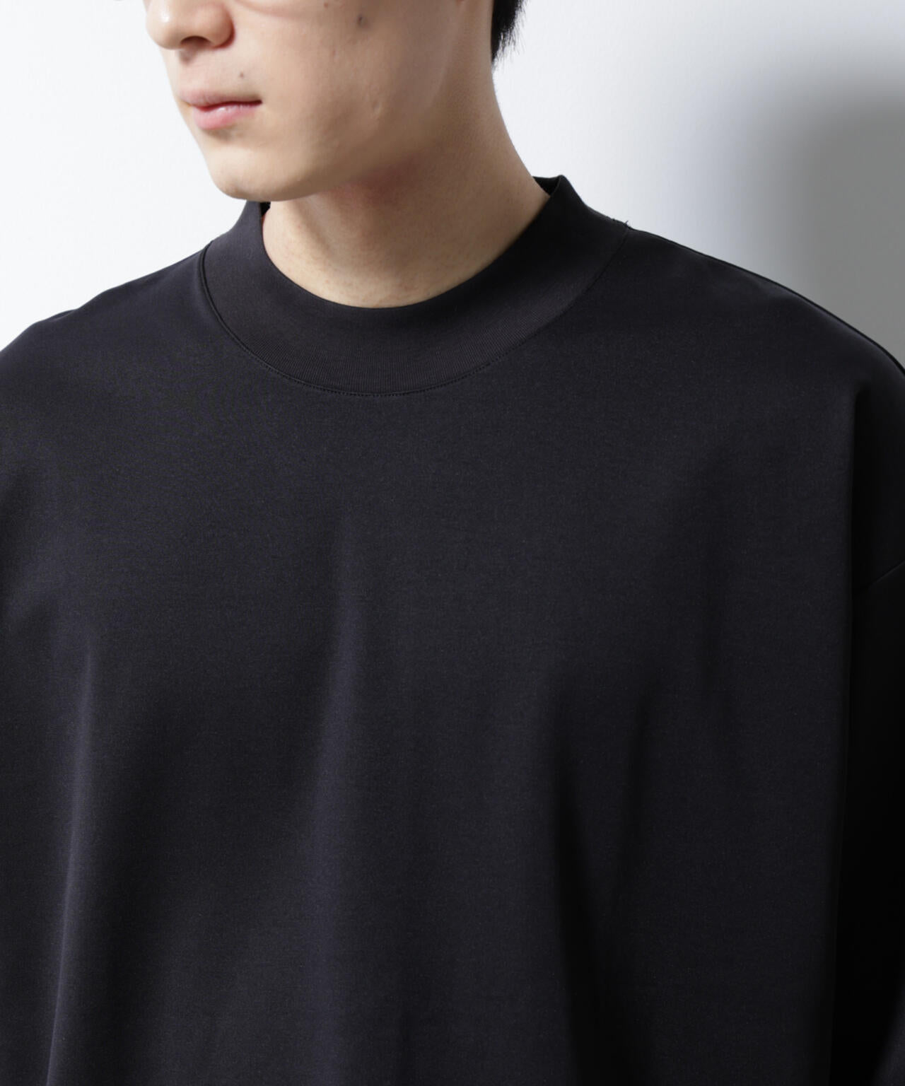 シルケットポンチワイドモックネックTシャツ