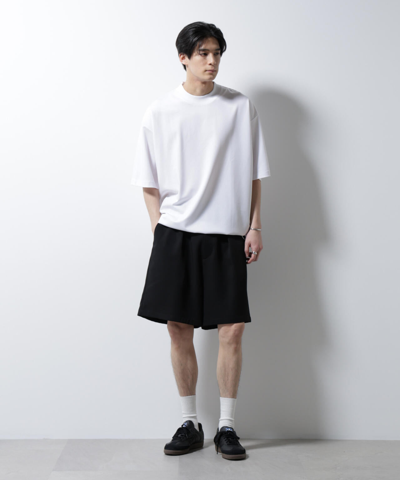 シルケットポンチワイドモックネックTシャツ