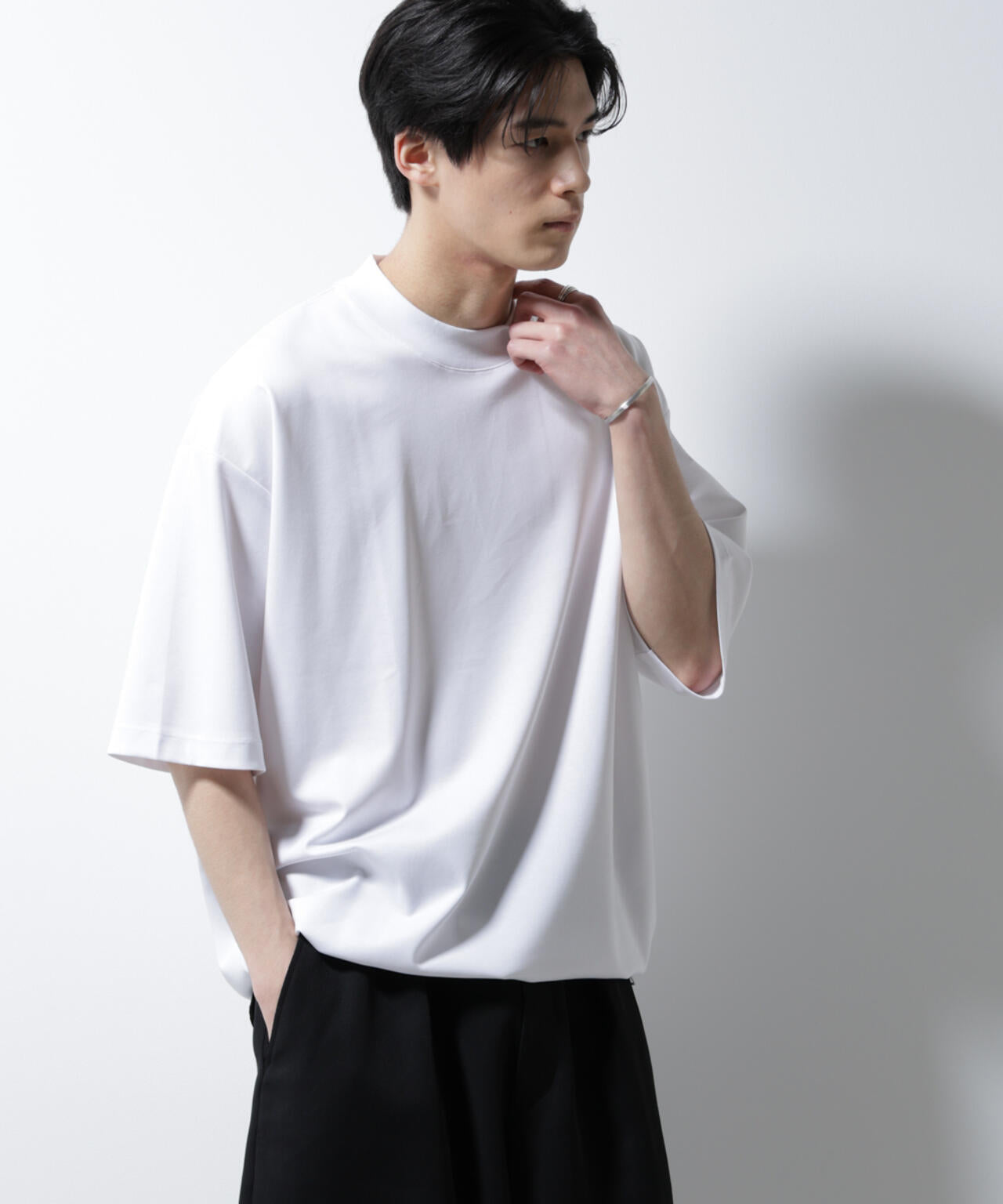 シルケットポンチワイドモックネックTシャツ