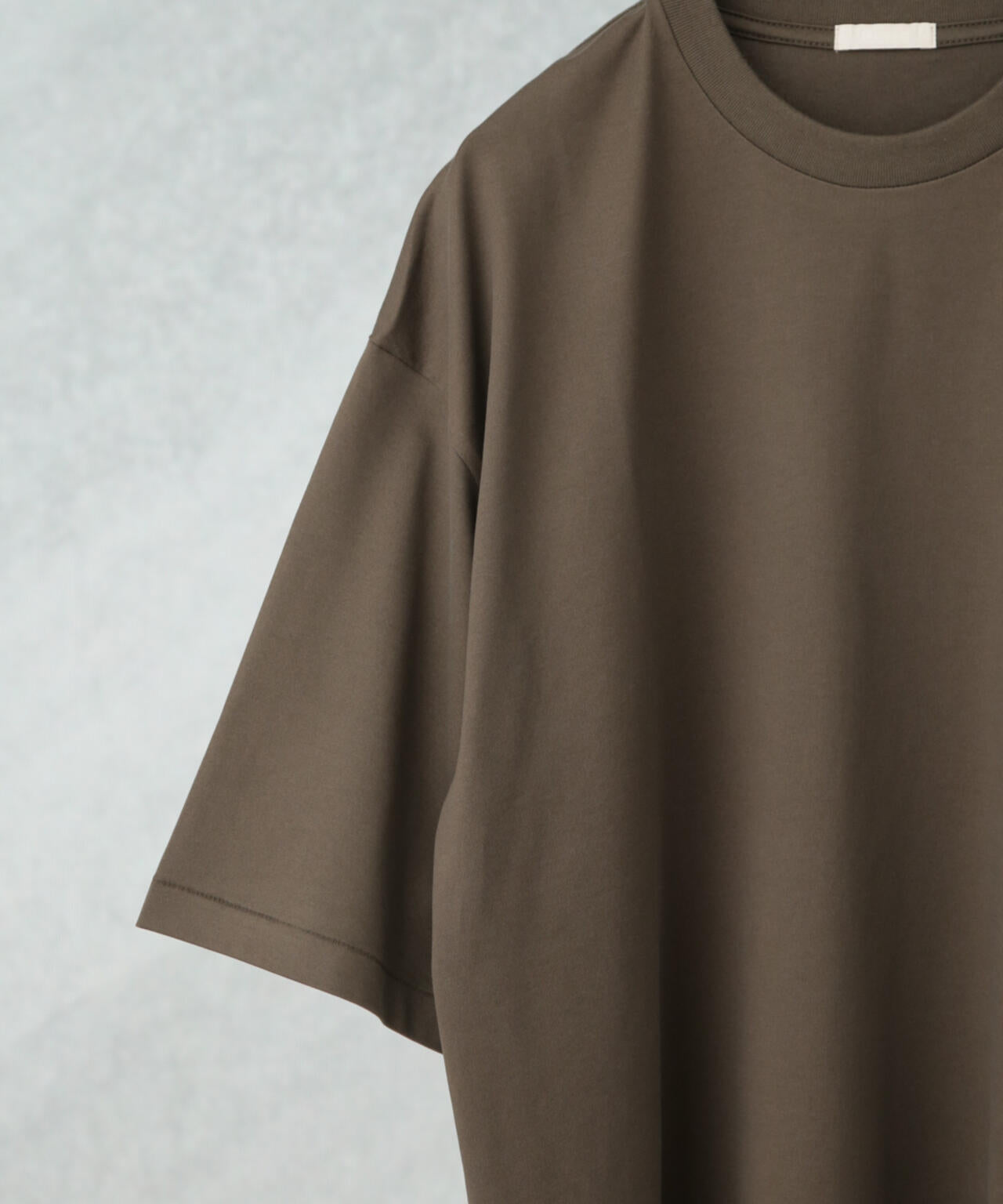 ULTERIOR/SUVIN SUEDED TENJIKU TEE