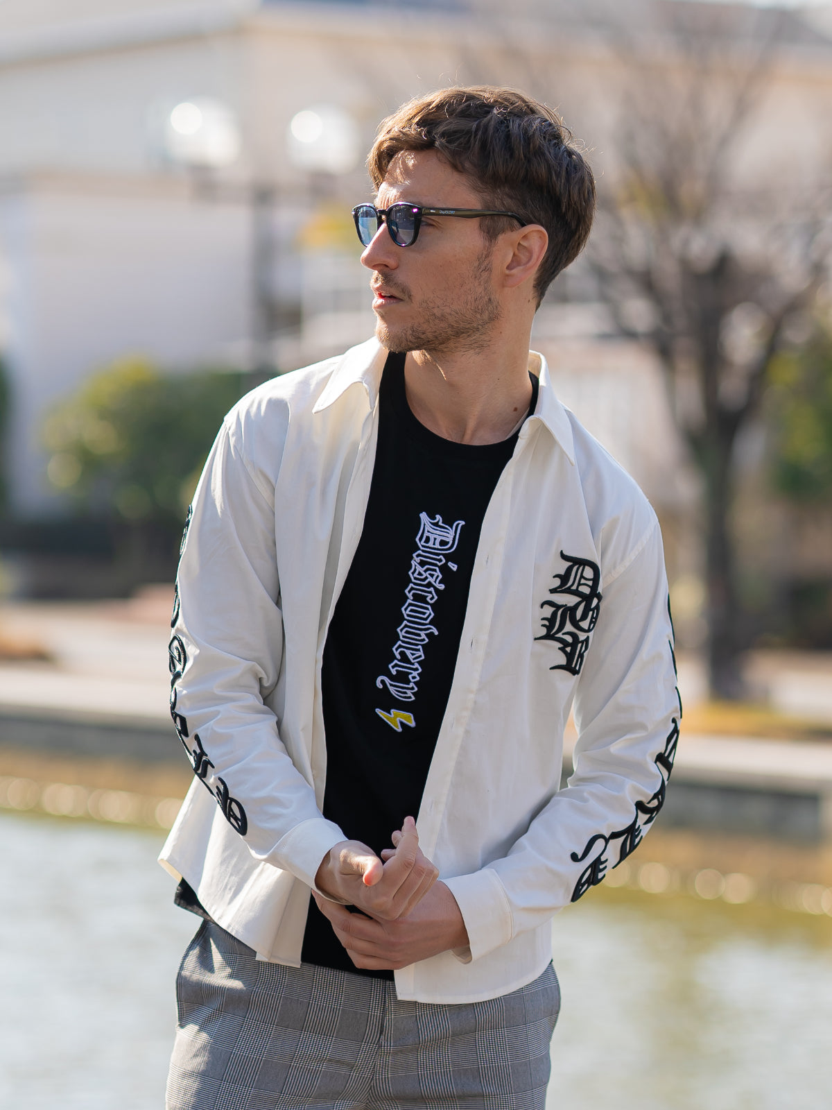 DiscoveryロンT